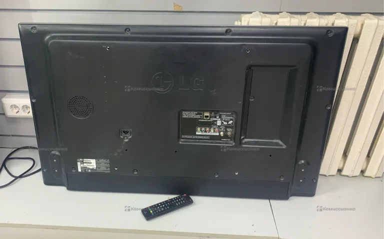 Телевизор LG 42LB690V
