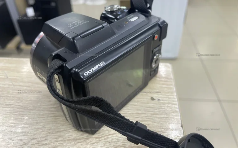 Фотоаппарат  Olympus SP-610UZ
