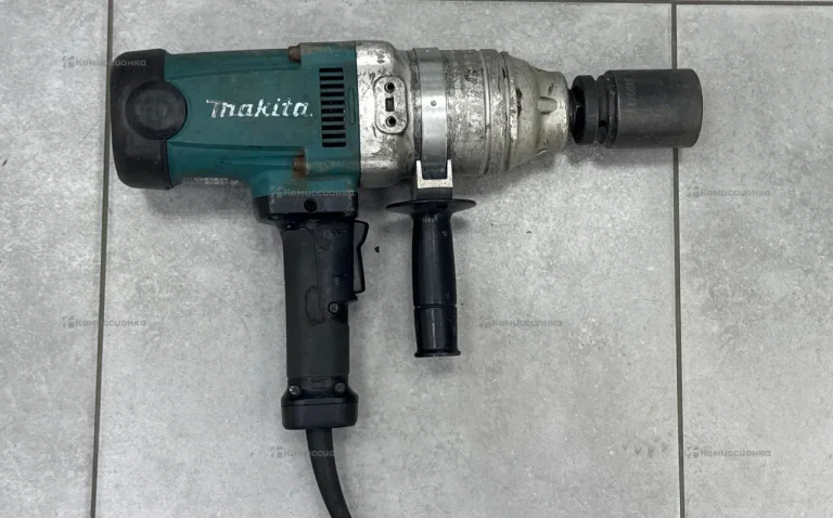 Гайковерт Makita TW1000