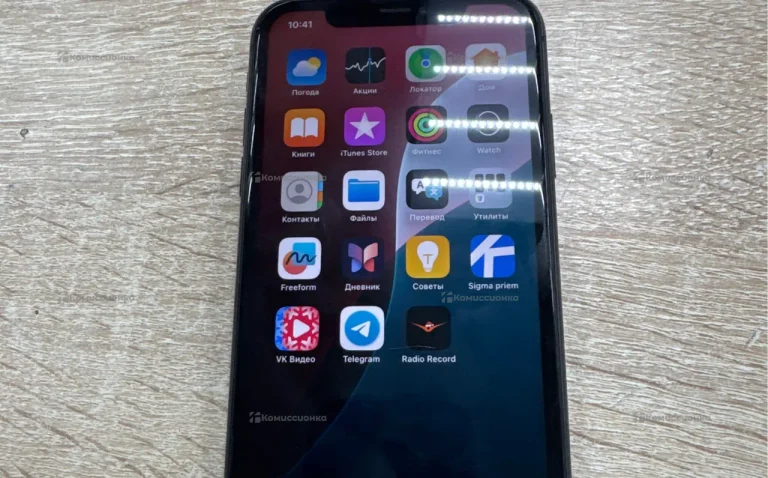 Apple iPhone 11 4/64 ГБ