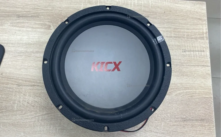 Сабвуфер  Kicx