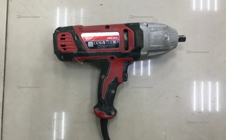 Гайковерт Milwaukee IPWE 400 R