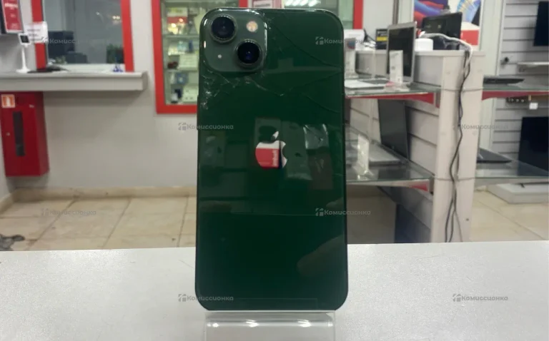 Apple iPhone 13 4/128 ГБ