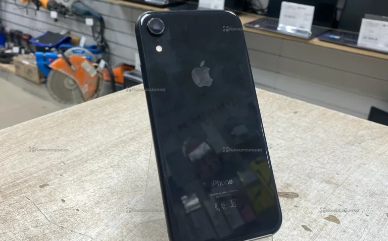 Apple iPhone XR 3/64 ГБ