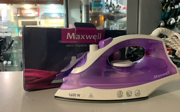 Maxwell утюг
