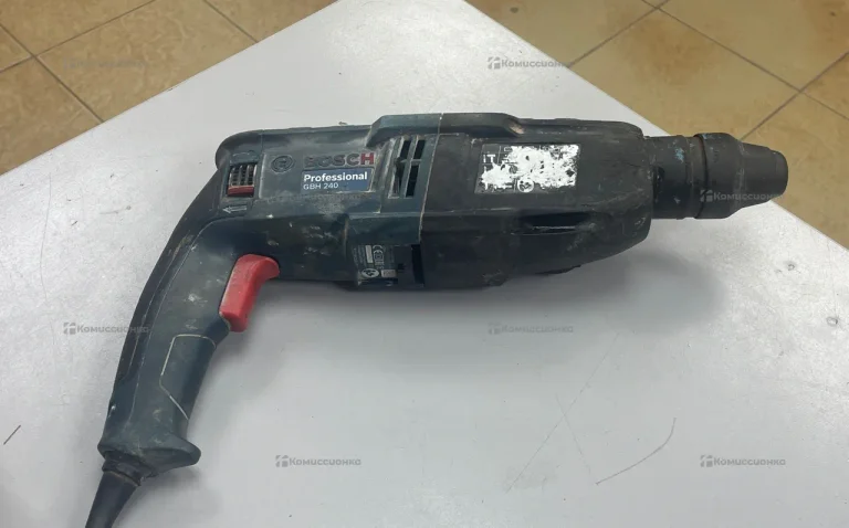 Перфоратор Bosch GBH 240