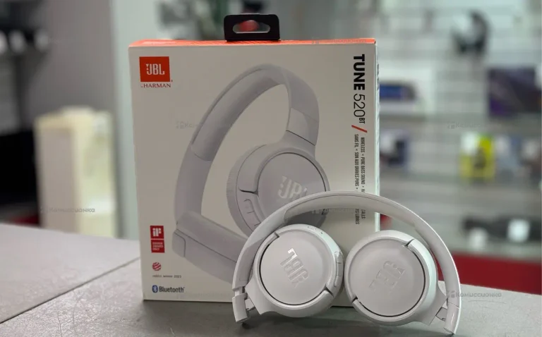 Наушники  JBL Tune 520BT