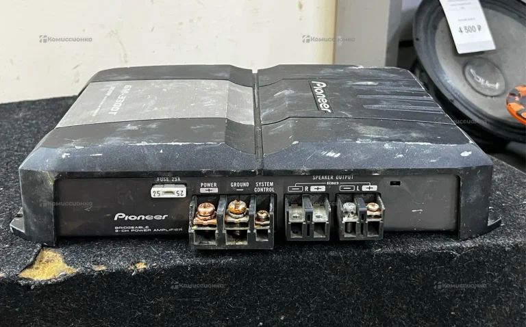Усилитель  pioneer GM-3300T