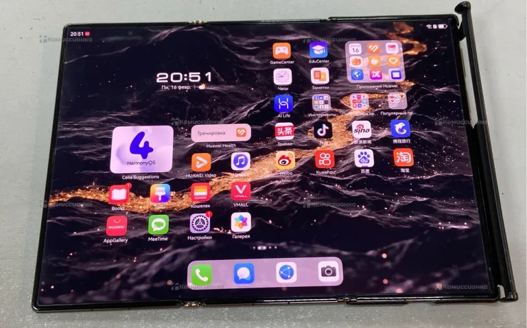 Huawei Mate XT Ultimate 16/512 ГБ