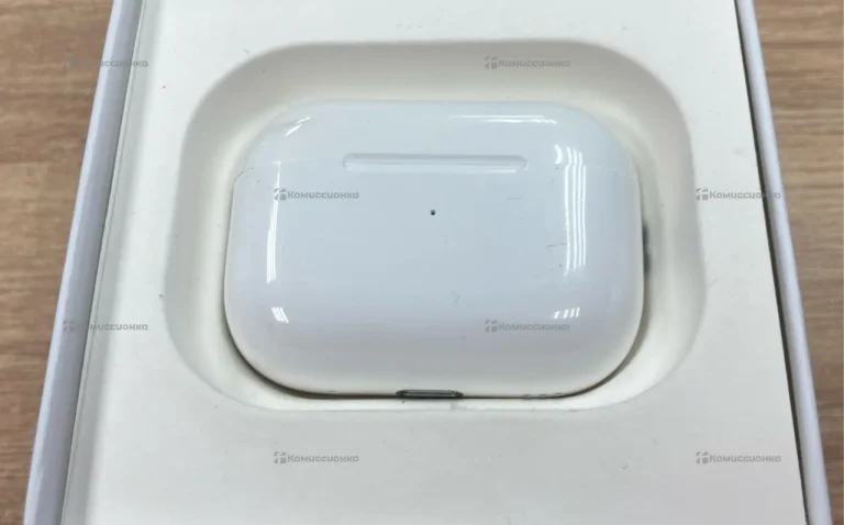 Наушники белые 2