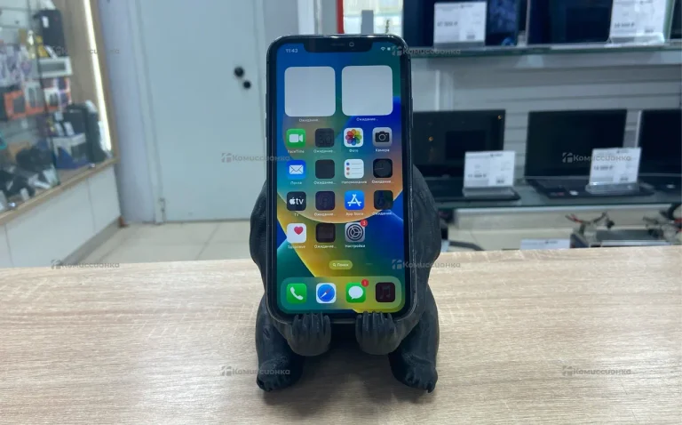 Apple iPhone 11 4/64 ГБ