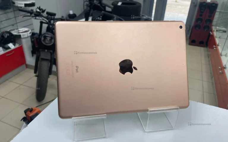 Планшет Apple iPad (8-го поколения) 32gb A2270