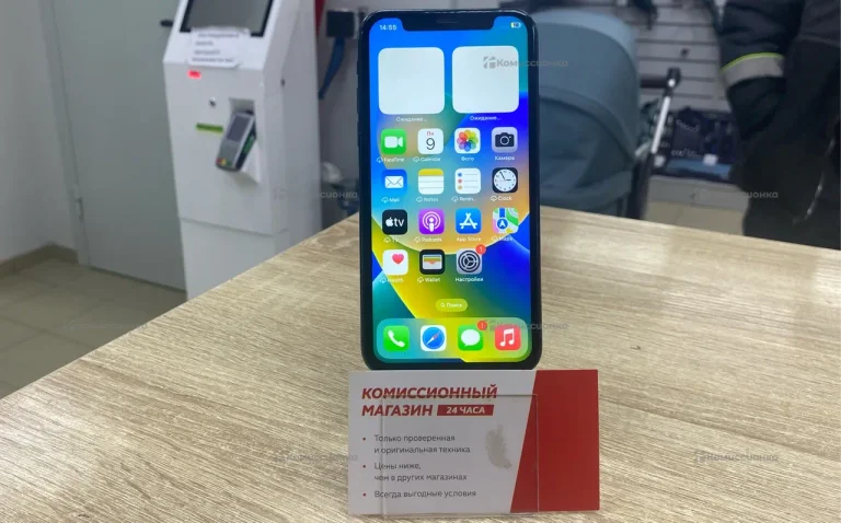 Apple iPhone X 3/64 ГБ