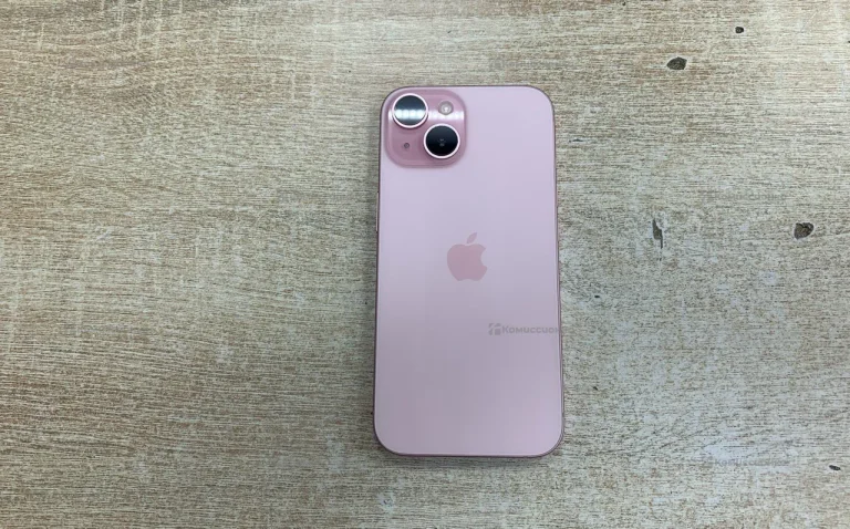 Apple iPhone 15 6/128 ГБ