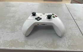 Купить Xbox ждостик xbox one s б/у , в Кострома Цена:2500рублей