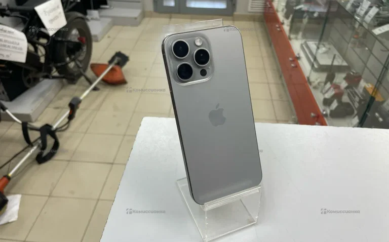 Apple iPhone 15 Pro Max 8/256 ГБ