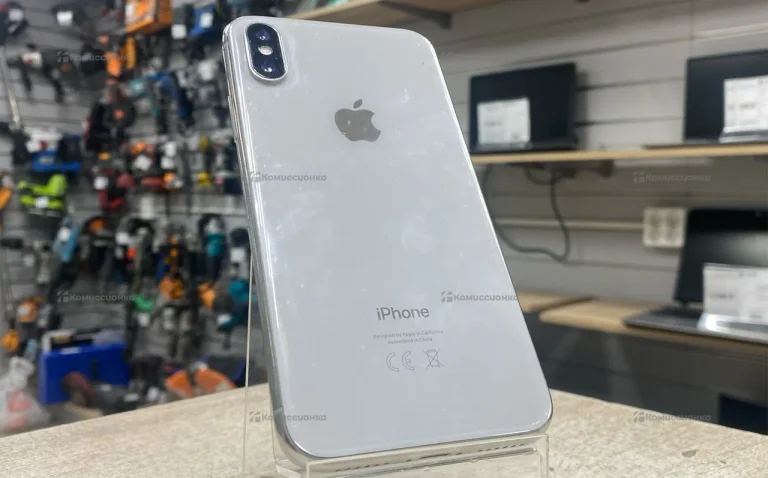 Apple iPhone X 3/64 ГБ