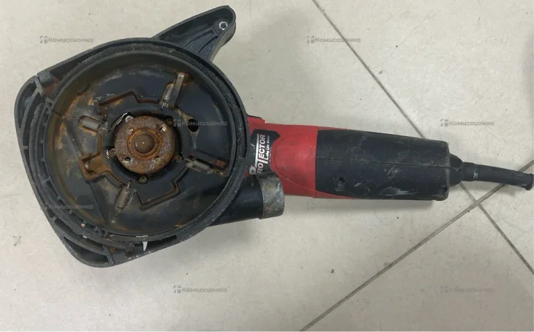 УШМ Milwaukee AGV 15-125 XC