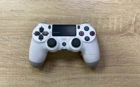 Купить геймпад PlayStation 4 б/у , в Казань Цена:900рублей