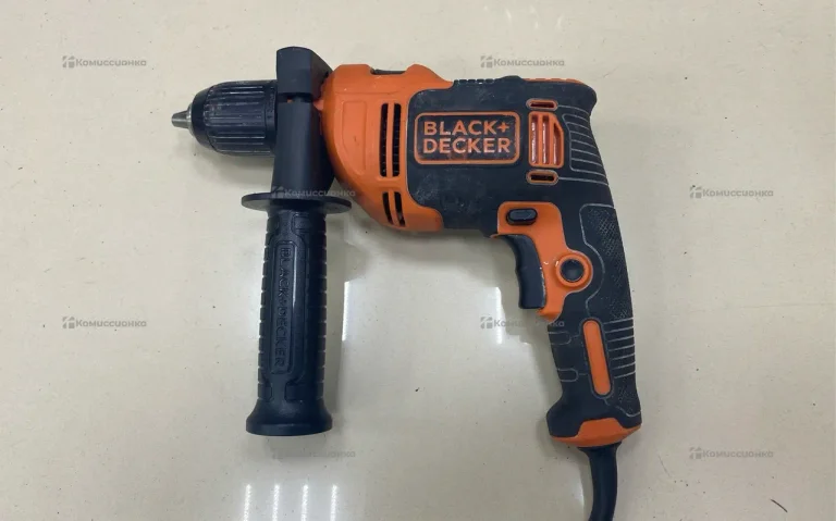Дрель Black+decker BEH710