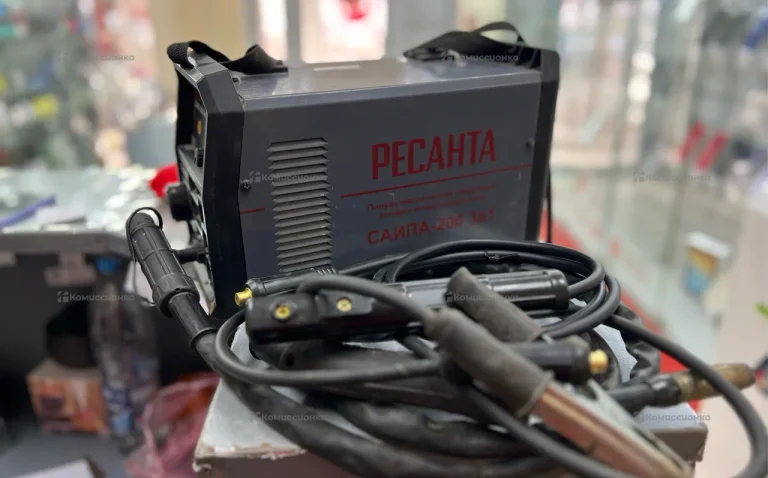 Сварочный аппарат РЕСАНТА САИПА-200