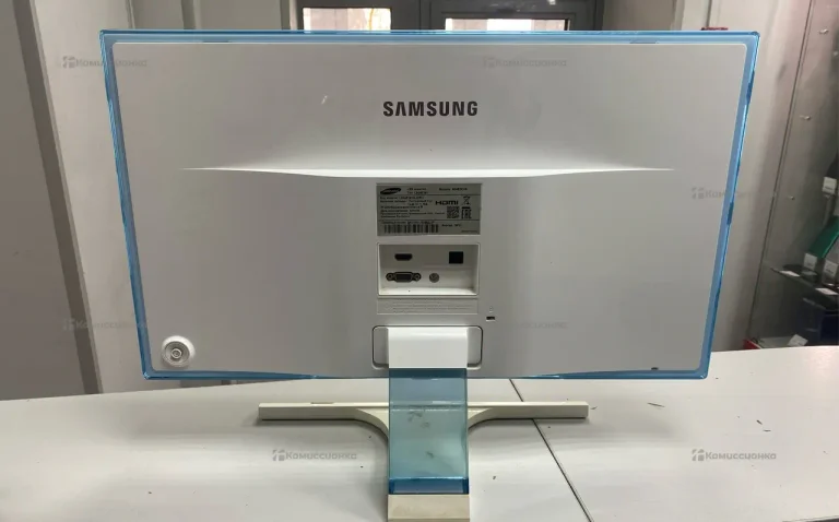 Монитор Samsung S24E390HL