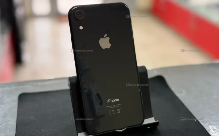 Apple iPhone XR 3/64 ГБ