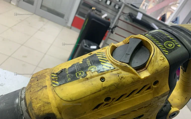 Отбойный молоток Hanskonner HRH2145MVE