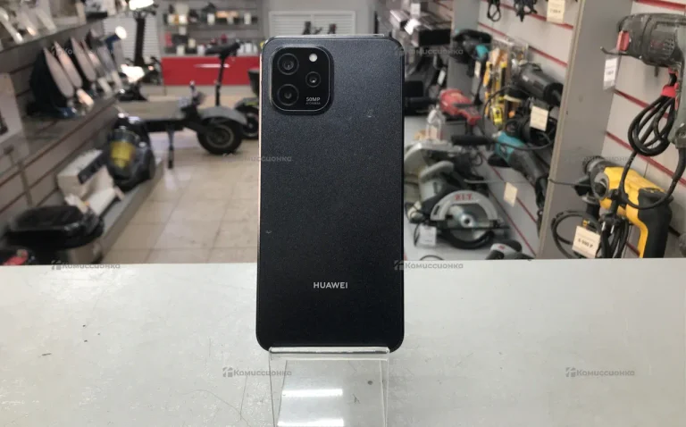 Huawei nova Y61 8/128 ГБ