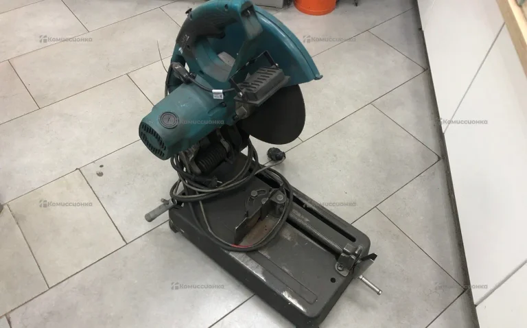 Циркулярная пила Makita LW1401