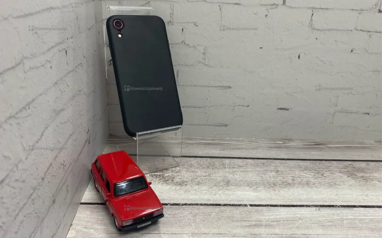 Apple iPhone XR 3/64 ГБ