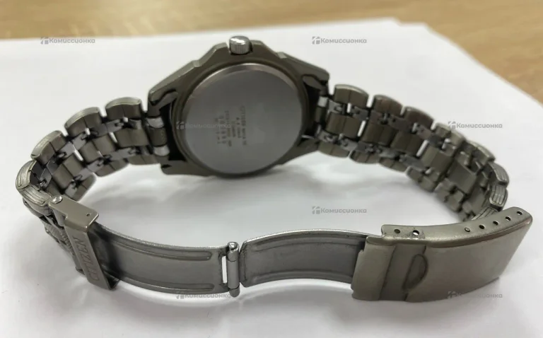 Часы Citizen Titanium 2510-S79620