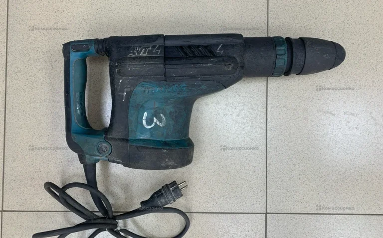 Отбойный молоток makita HM1213C