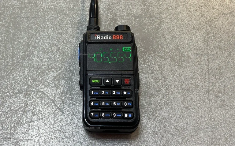 Рация  Iradio 888