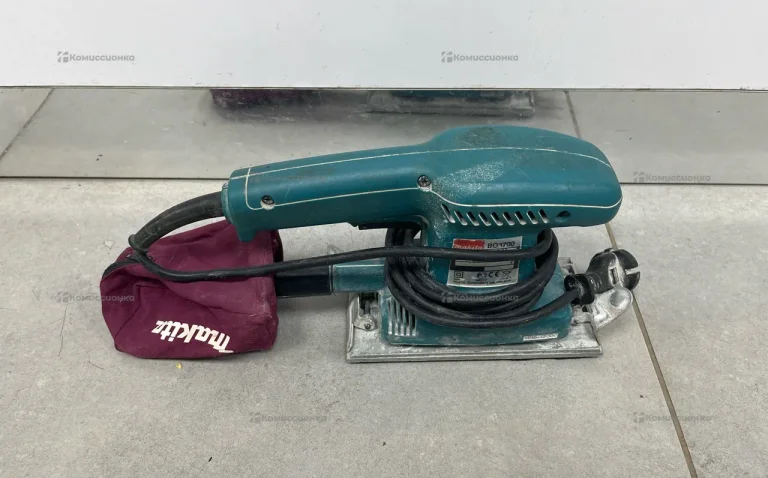 Шлифовальная машина Makita BO 3700