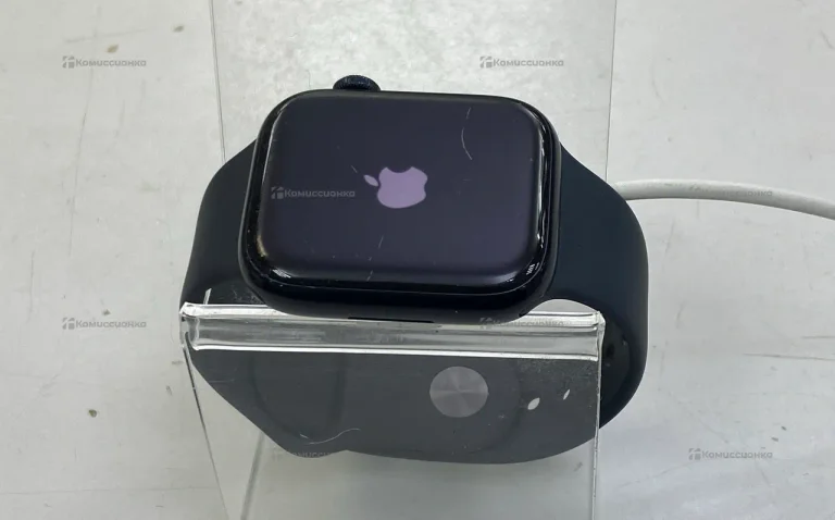 Часы Apple Watch Series 7 45mm