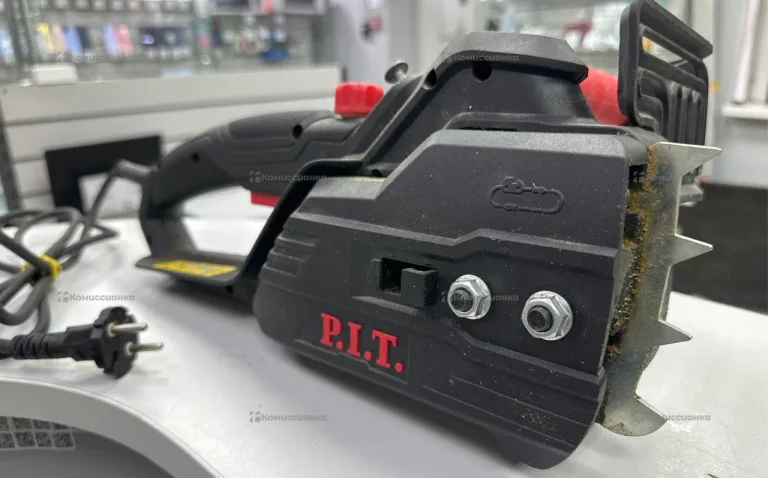 Электропила P.I.T. PKE405-D1