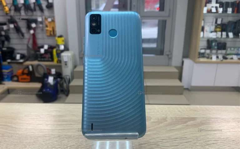 Tecno Spark 6 Go 2/32 ГБ