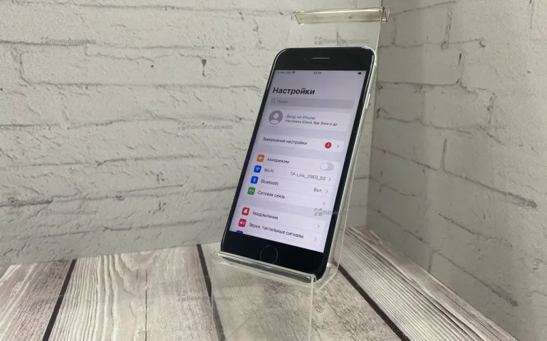 Apple iPhone SE (2020) 64GB