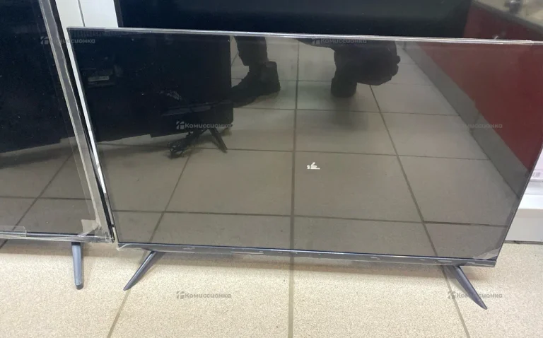 Телевизор Smart TV 32 plus TV QN900