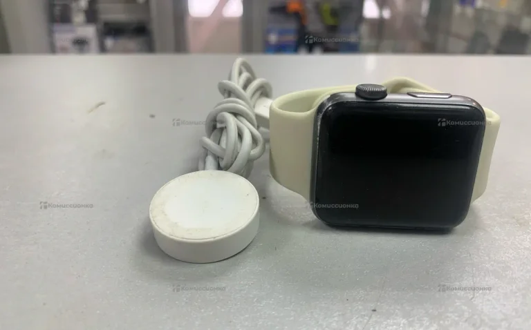 Часы  Apple Watch 3 42mm