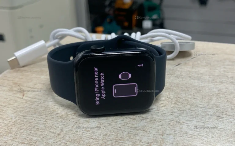 Часы APPLE WATCH SE 3 44 mm