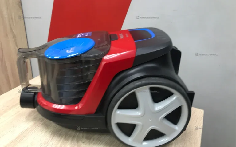 Пылесос Philips Power Cyclone 4