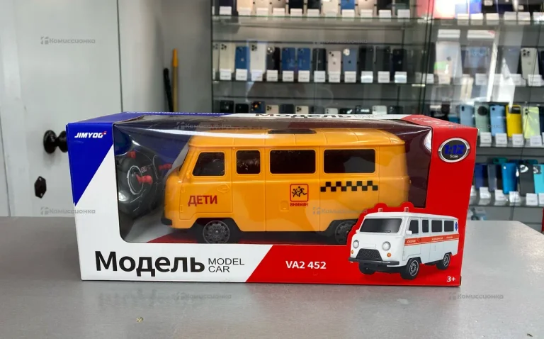 Машинка на пульте управления УАЗ БУХАНКА