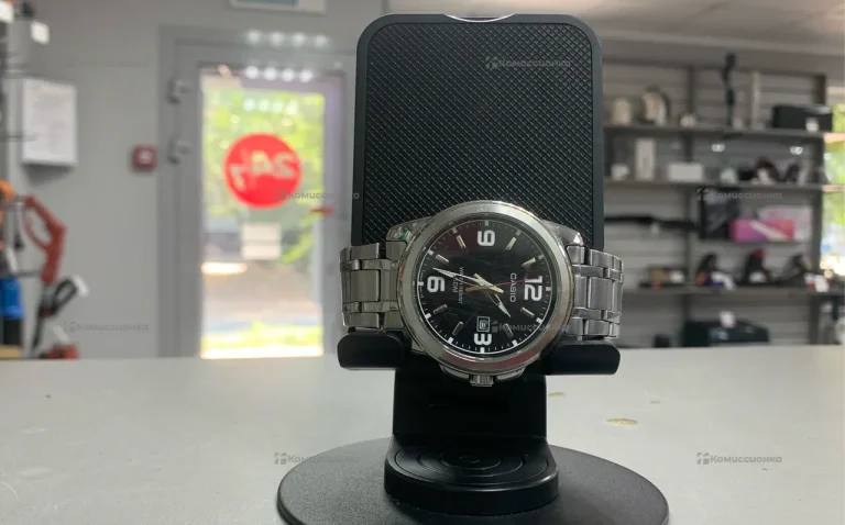 Часы  MTP-1314P