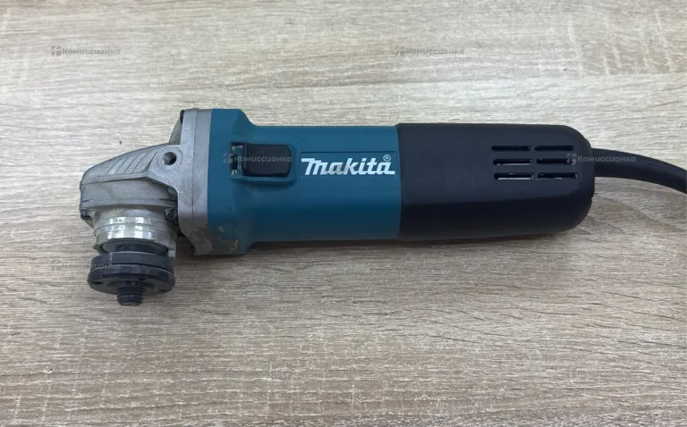 УШМ Makita 9558HN