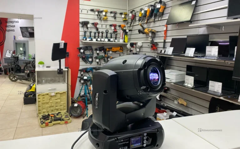 Вращающаяся световая голова prospot150