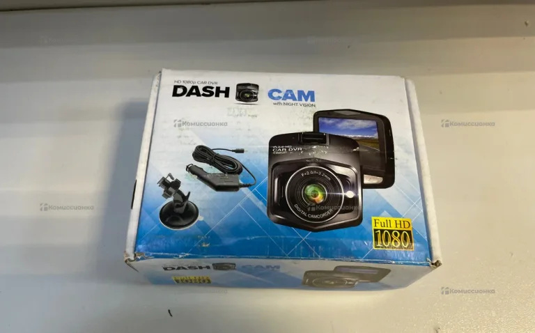 Видеорегистратор  Dash Cam