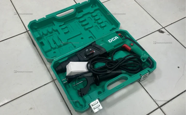 Перфоратор DCA AZC800-26