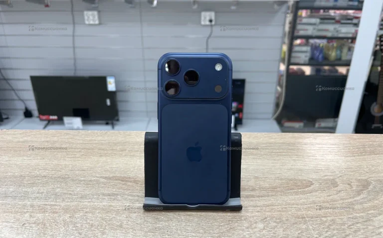 Apple iPhone 17 Pro 8/256 ГБ